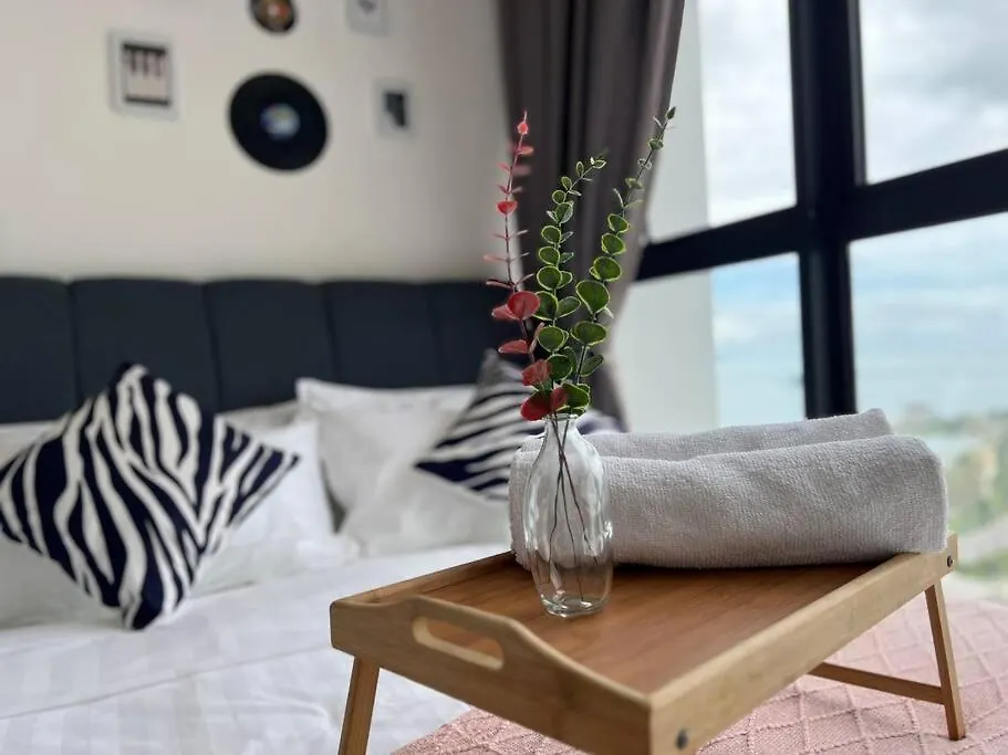 Georgetown Skypool Urban 2Br Family & Baby-Friendly 9Pax Seaview Penang Διαμέρισμα Jelutong