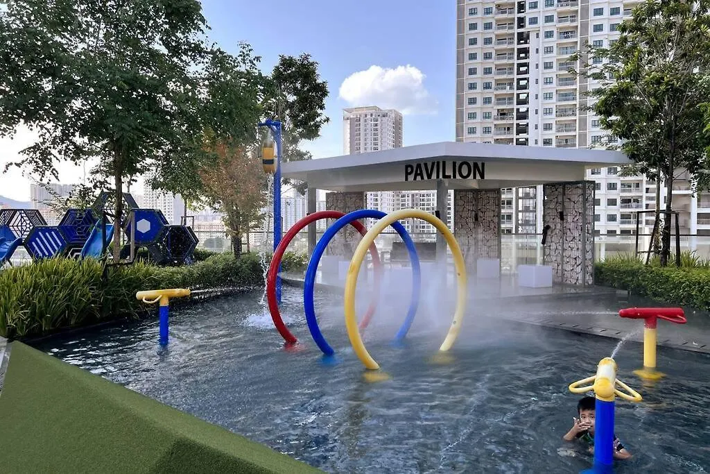 Georgetown Skypool Urban 2Br Family & Baby-Friendly 9Pax Seaview Penang Διαμέρισμα Jelutong Μαλαισία