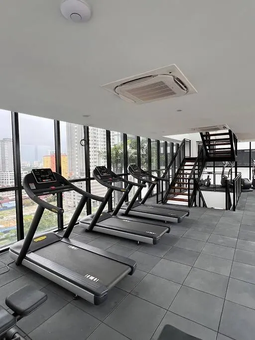 Georgetown Skypool Urban 2Br Family & Baby-Friendly 9Pax Seaview Penang Διαμέρισμα Jelutong Μαλαισία